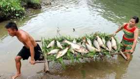 TOP 10 Video Amazing Fishing - Catch Fish Survival Bushcraft Cooking A Lot Of Fish