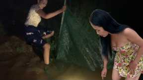 Primitive Catching Fish In Cambodian Rural Village | Catch Clean Cook