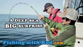 A DEEP SEA BIG FISH SURPRISE! 😱😱😱  | Fishing with Rod