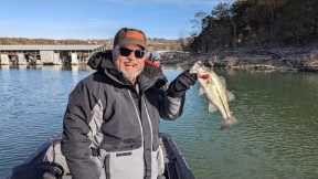 Table Rock Lake Video Fishing Report Feb 28, 2023 short