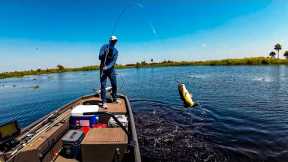 Hooking Huge Bass At Headwaters Lake With This Hydrilla Fishing Trick!