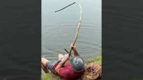 Primitive Fishing Skills. BIG ROD BIG FISH. Catch Fish At River For Survival