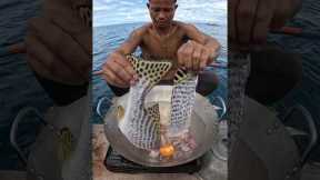 🎣 Catching & Cooking PAINTED SWEETLIPS! 🌊 Boiling on a BOAT (Rare Fish) Epic Sea-to-Table Adventure
