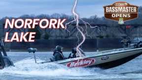 Trying to WIN in a LIGHTNING STORM! (Norfork Lake Bassmaster Open)