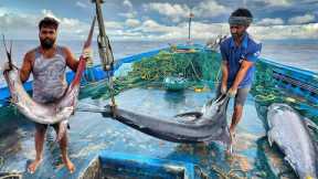 WOW! The Fifth Day We Stayed In The Deep Sea And Caught A Lot Of Big Fishes | Day-05 | S07-EP05