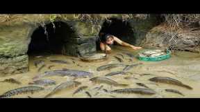 Incredible Fishing Skills! 72 Hours Hunting Tons of Alien Fish From the Sewer for Market Sale! 🐟💥