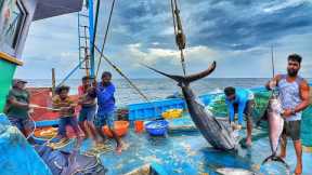 Amazing! The Ninth Day We Stayed In The Deep Sea And Caught A Lot Of Big Fishes | Day-09 | S07-EP09